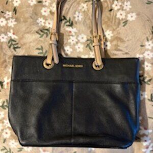 Michael Kors Bedford Women's Leather Tote Black Handbag